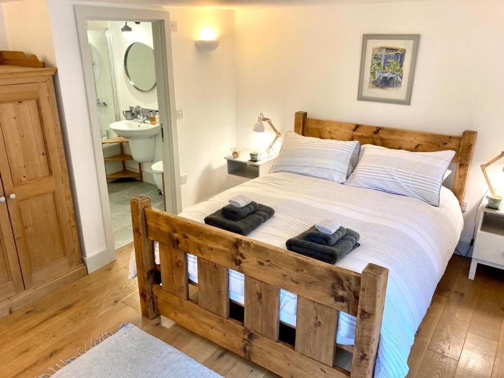 Westbury Cross House Bed & Breakfast Eksteriør billede
