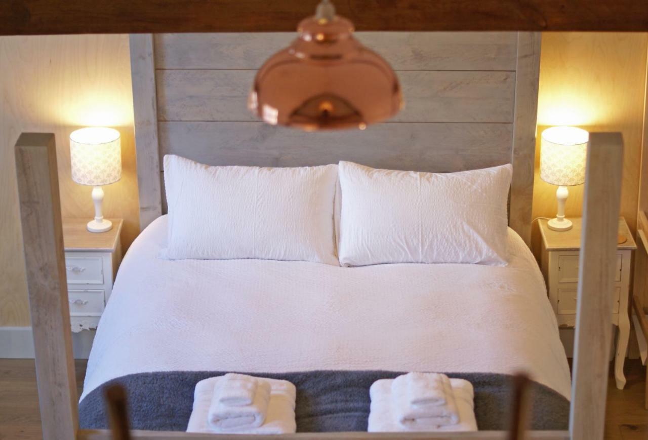 Westbury Cross House Bed & Breakfast Eksteriør billede